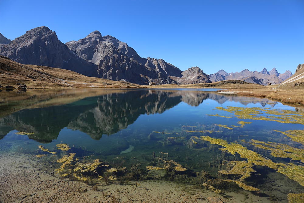 Lac des Cerces à Valloire en automne