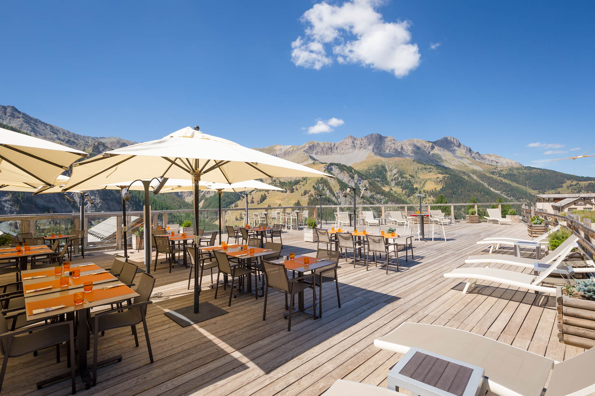 Terrasse du restaurant de l'hôtel Alta Peyra